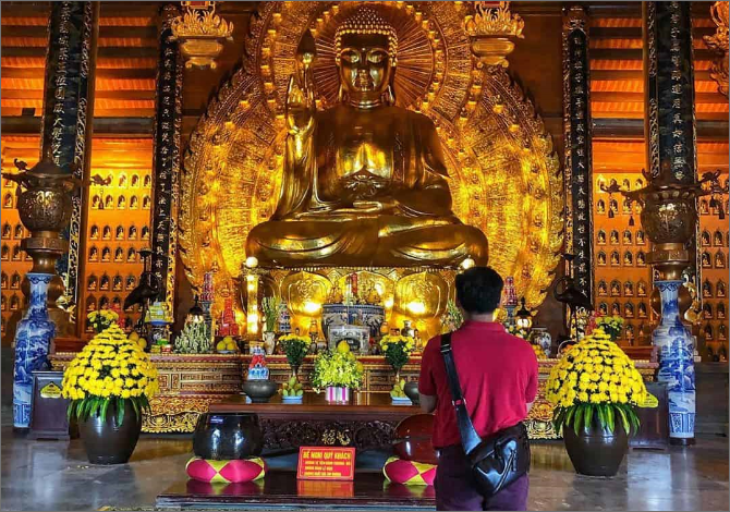 Bai Dinh Pagoda - Trang An - Mua Cave - Ninh Binh  Day Tour  